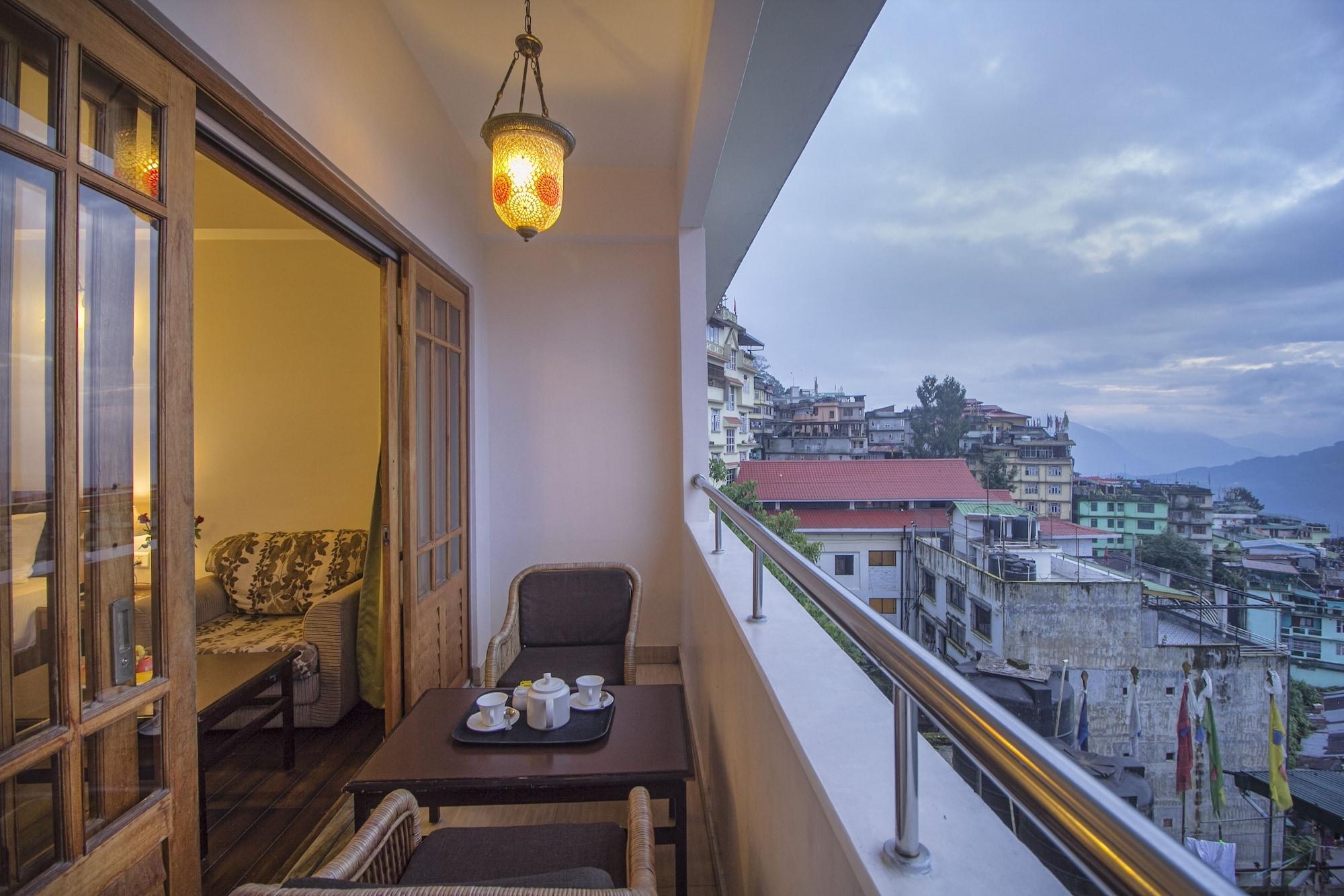 Summit Ttakshang Residency Hotel & Spa Mg Marg Gangtok Exterior foto